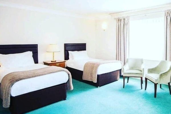 Executive Twin Room, Multiple Beds, Non Smoking | Blackout drapes, iron/ironing board, free WiFi, bed sheets