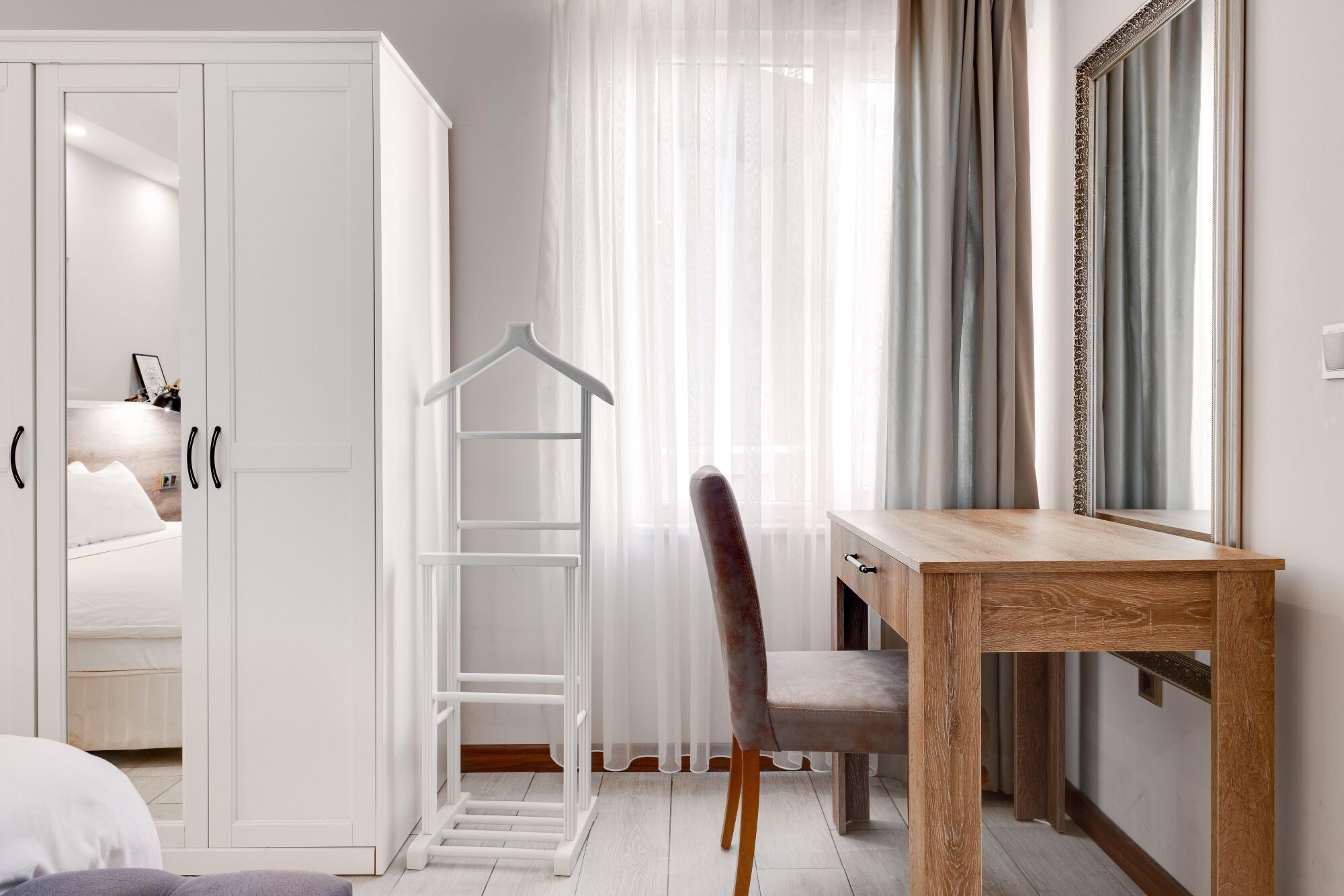 standard quadruple room, multiple beds, non smoking | minibar, desk, laptop workspace, iron/ironing board