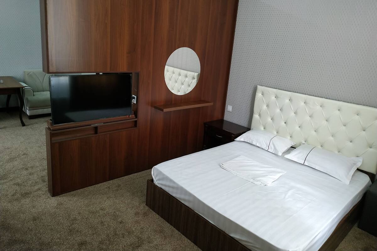 Standard Suite | 1 bedroom, desk, soundproofing, free WiFi