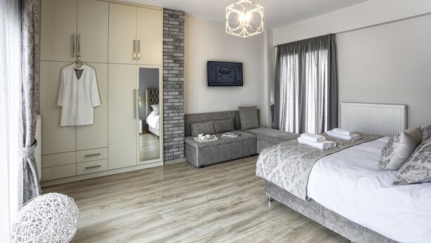 Apartemen Mewah, pemandangan gunung | Seprai Frette Italia, seprai premium, dan selimut bulu angsa