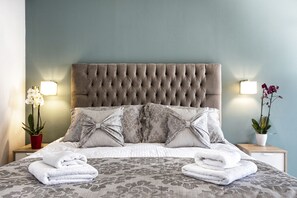 Apartamento de lujo, vistas a la montaña | Sábanas italianas Frette y ropa de cama de alta calidad
