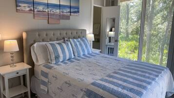 2 soverom, strykejern/-brett, wi-fi (inkludert) og sengetøy