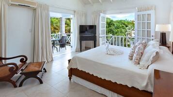 6 bedrooms, iron/ironing board, free WiFi, bed sheets