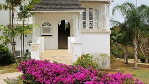 Exterior - Royal Villa 26 (Westmoreland)