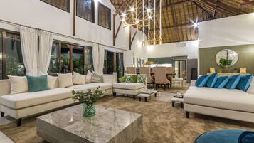 Luxury Villa, 4 Bedrooms, Non Smoking, Garden View | Living area