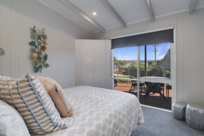 5 chambres, fer et planche à repasser, Wi-Fi gratuit, draps fournis