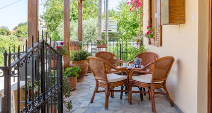 Elisavet's House - Gemütliches Haus im Zentrum von Platanias