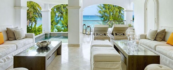 TV, DVD player - Condo Old Trees 6 - Firefly (Paynes Bay)