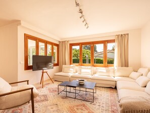 Table tennis - Can Barbas - Great family villa close to all amenities (Port de Pollença)