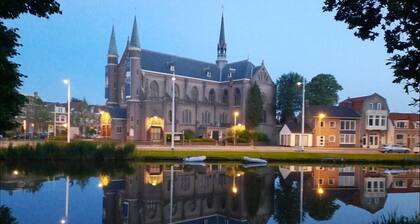 Atmospheric and trendy apartment near the center of Alkmaar