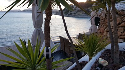 Superb 2 bedroom, modern linked villa, Moraira, Free Air Conditioning/Free WiFi!
