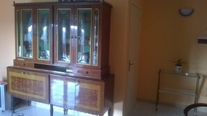 Interior - WELCOME HOME to 2nd Floor (Olbia)