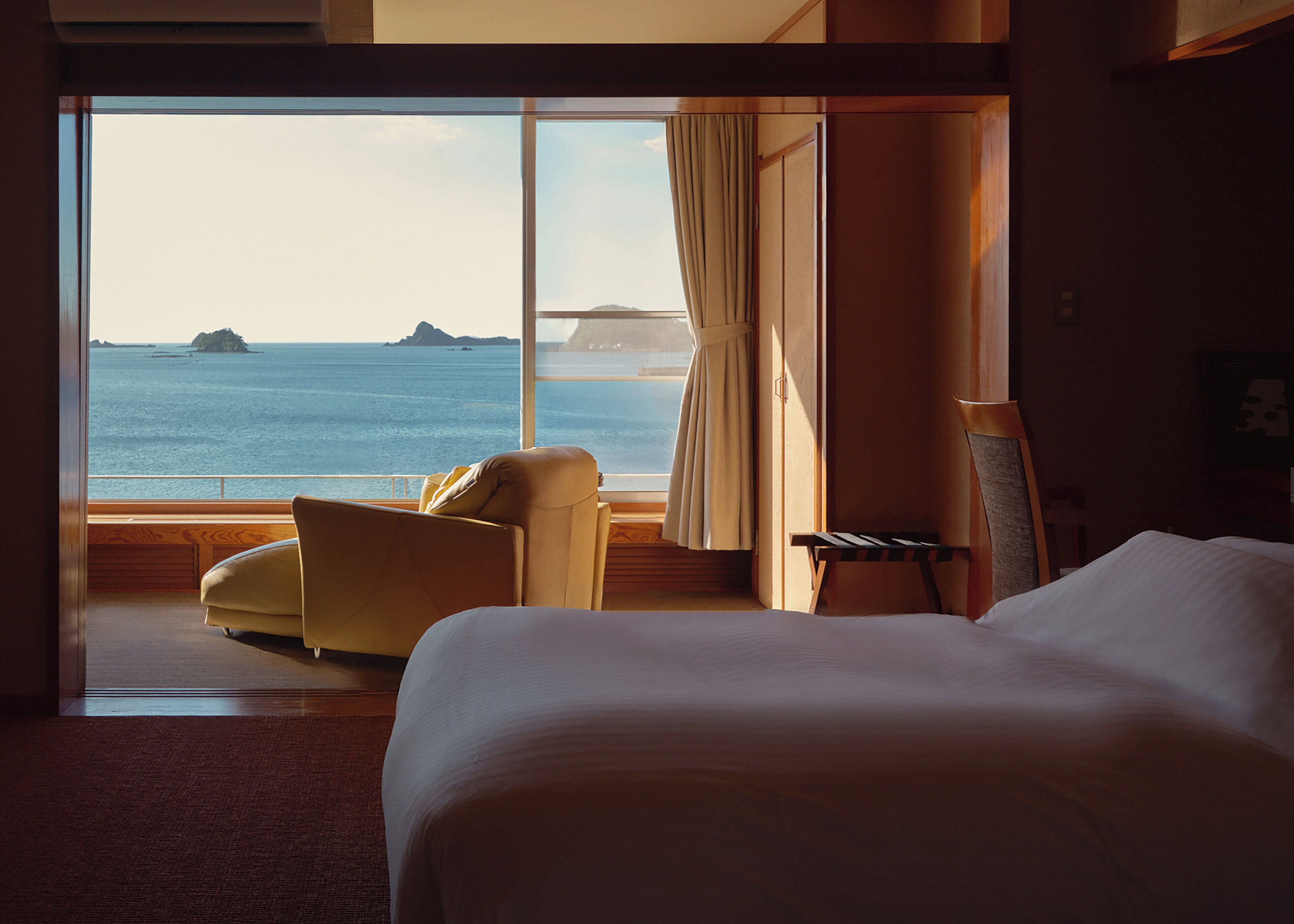 Down duvets, free minibar, in-room safe, individually decorated