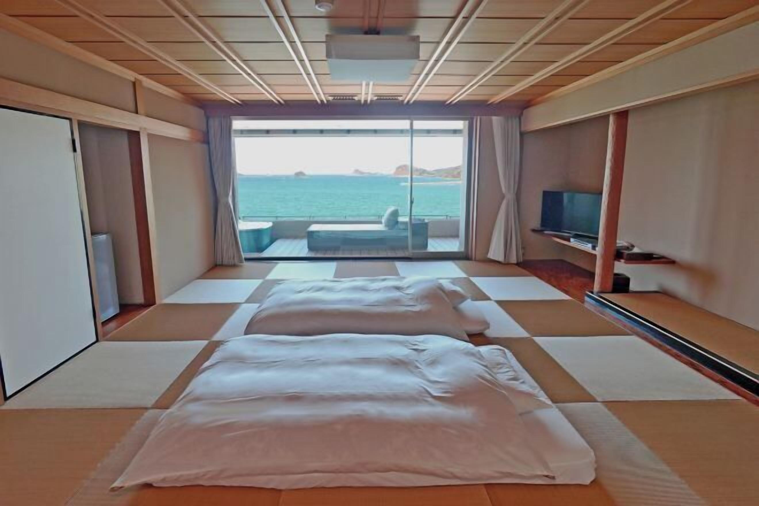 Down comforters, free minibar, in-room safe, individually decorated