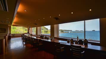 Breakfast, dinner served; Japanese cuisine, ocean views