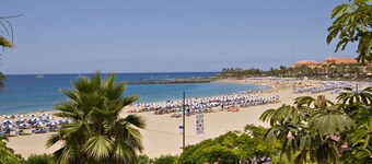 Stylish Living, Ocean Views & Poolside Bliss in Chayofa