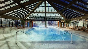 Piscine couverte, piscine extérieure