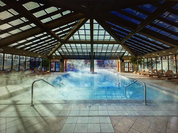 Piscina interna, piscina externa
