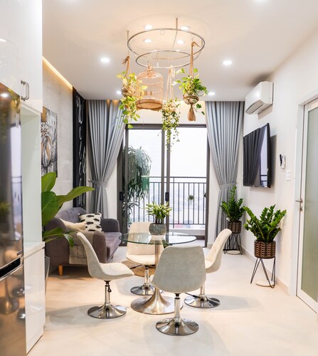 Luxury High Rise Condo