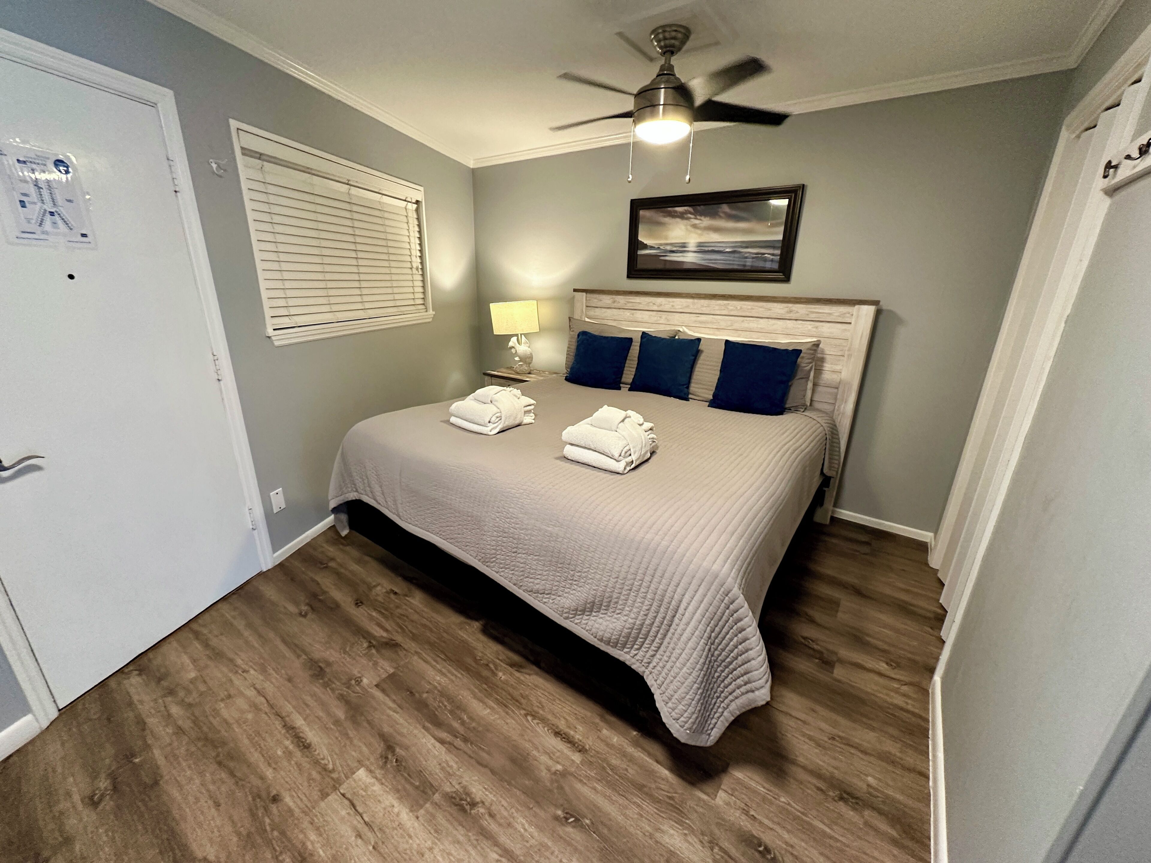 1 bedroom, iron/ironing board, WiFi (free), bed sheets
