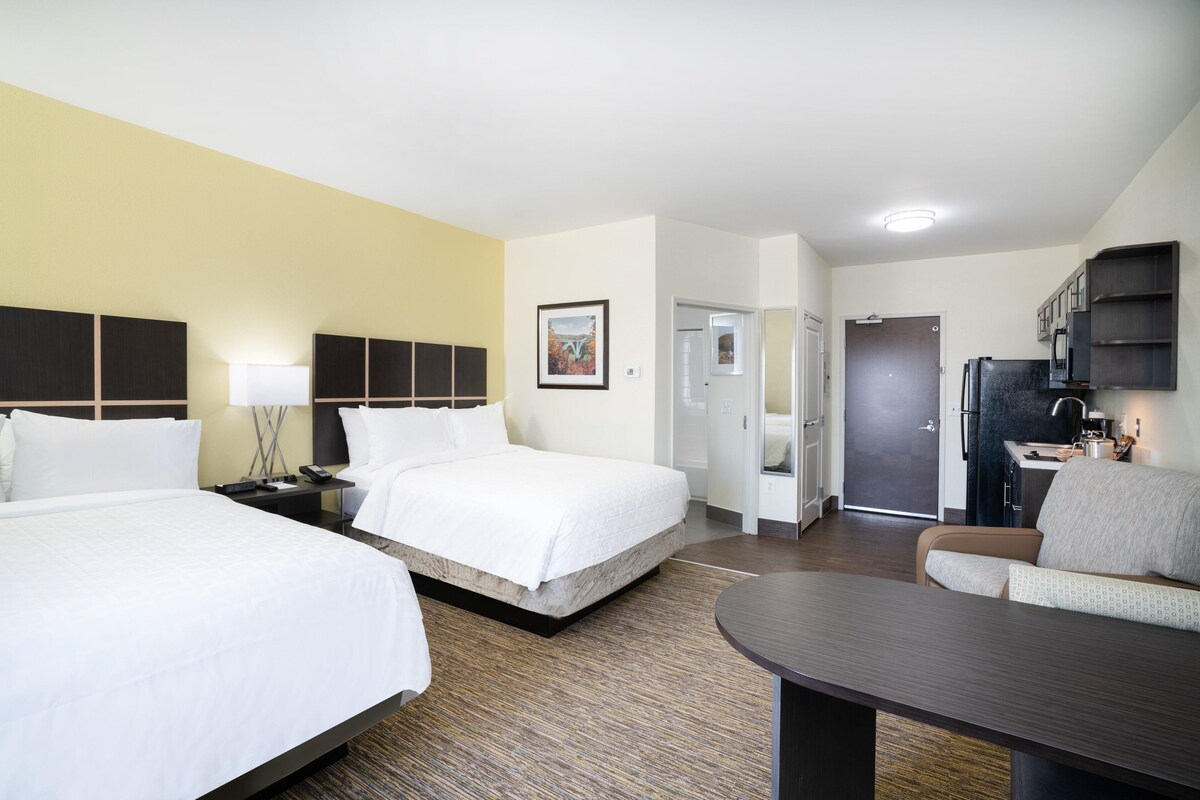 In-room safe, desk, blackout curtains, soundproofing