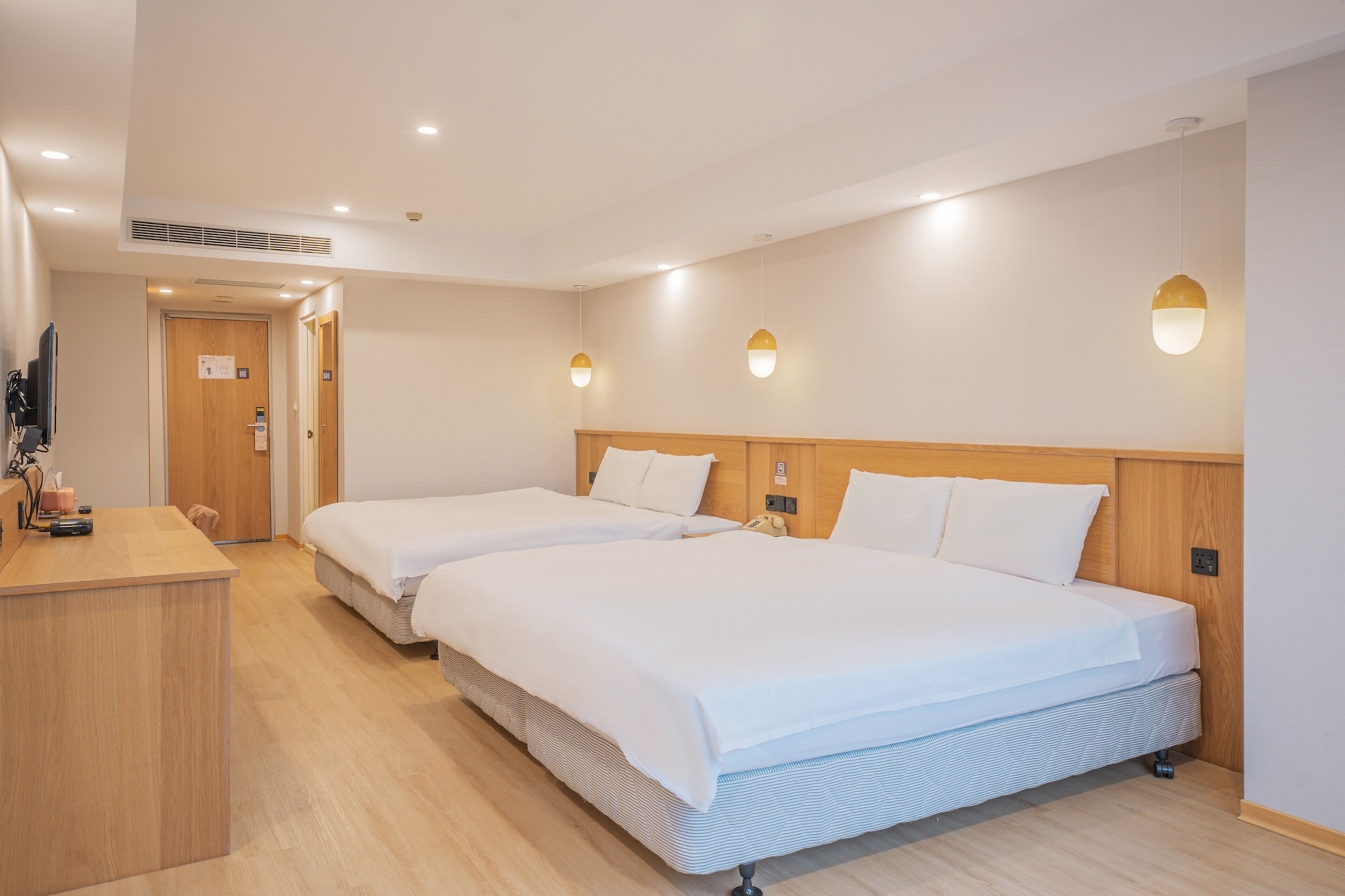 Photo - Hamilton Hotel