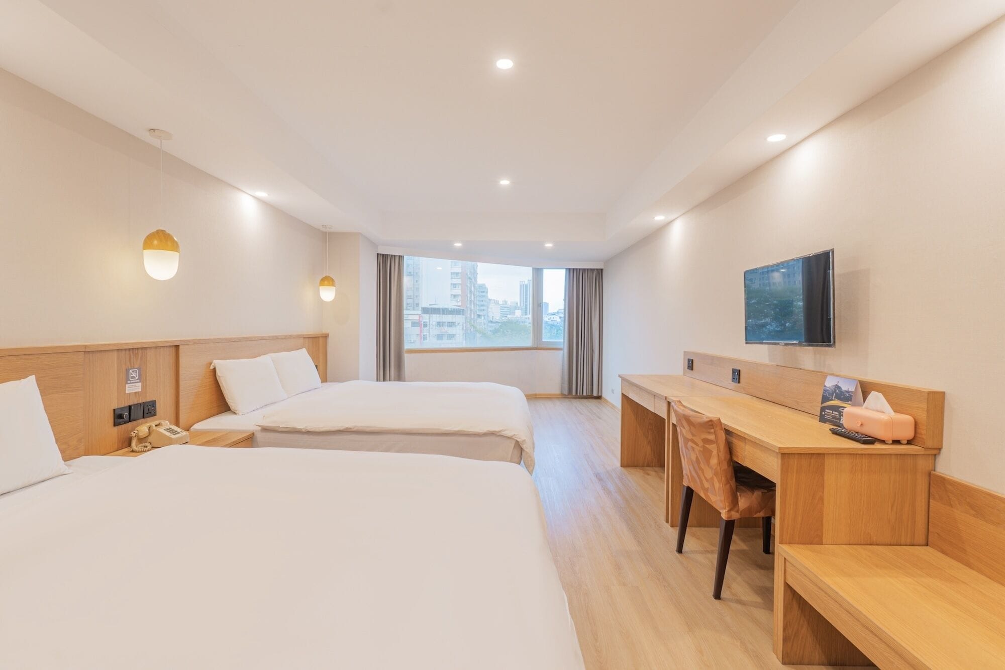 Photo - Hamilton Hotel