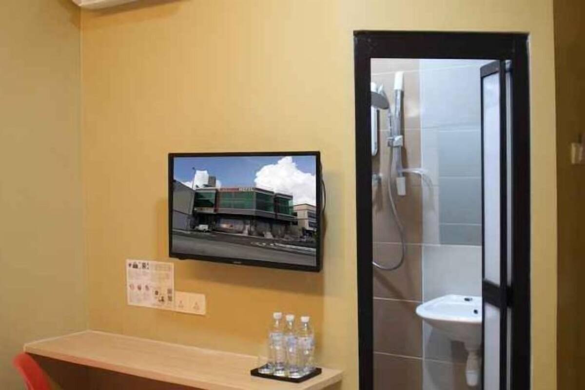 Phòng tắm | Buồng tắm vòi sen, đồ dùng nhà tắm miễn phí, máy sấy tóc