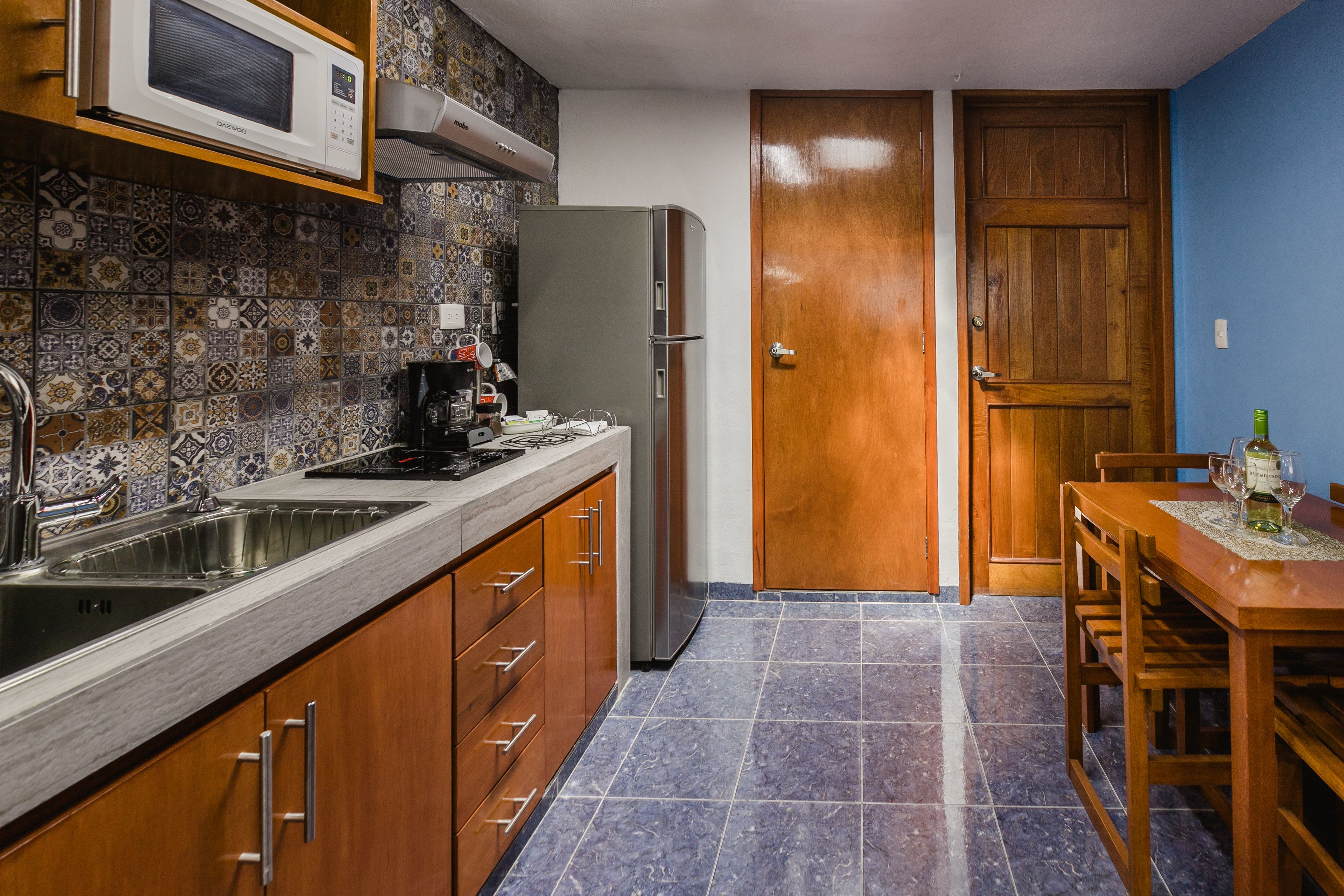 Estudi en suite urbà, 1 dormitori | Vista des de l'habitació