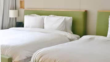8. Double/Twin Room - Side Sea View | Premium bedding, in-room safe, blackout drapes, soundproofing