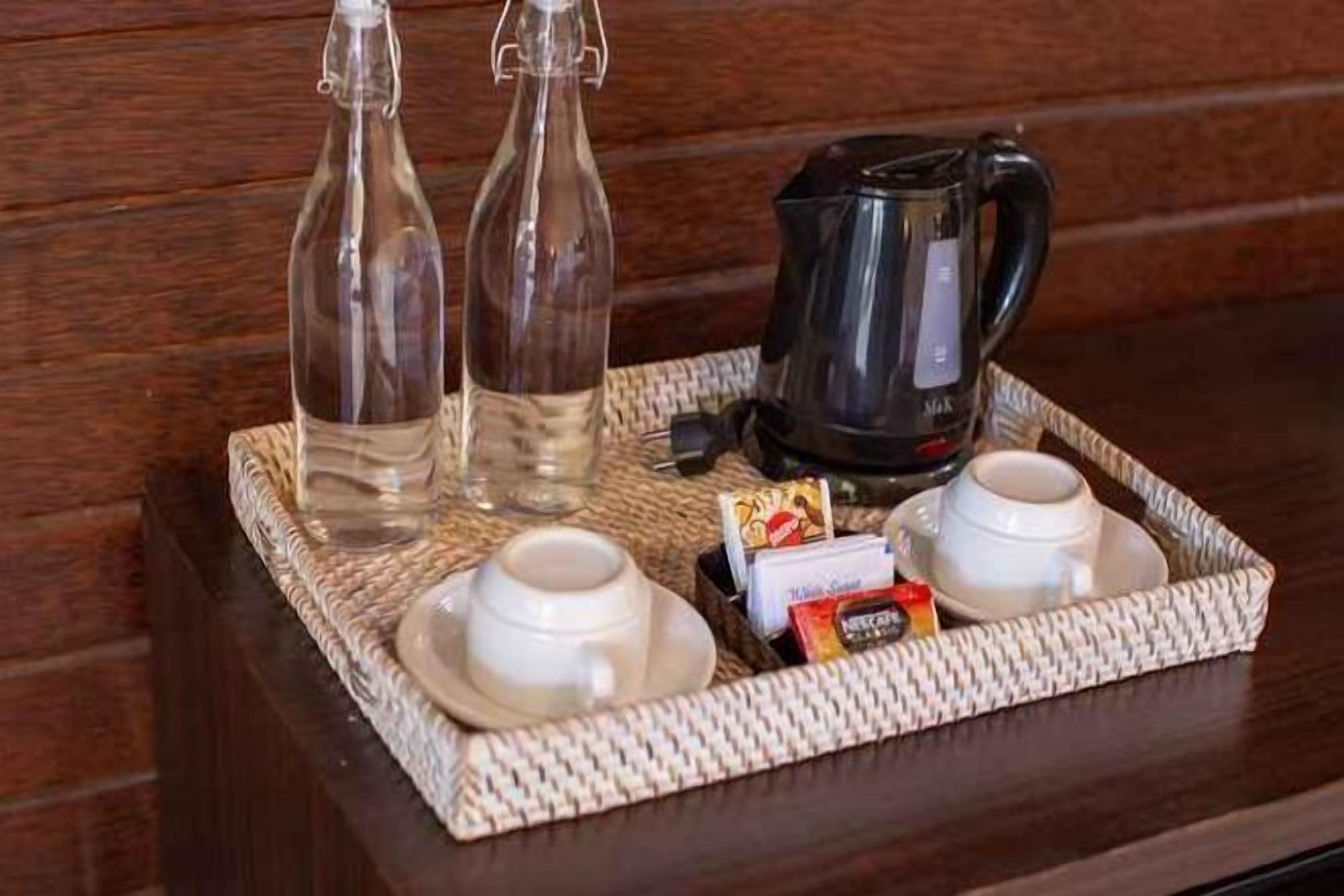 Kaffee und/oder Kaffeemaschine