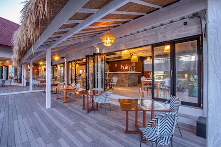 Breakfast, lunch, dinner served; beach views