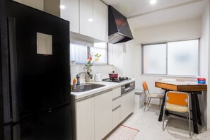 룸 (Life House 302) | 무료 WiFi