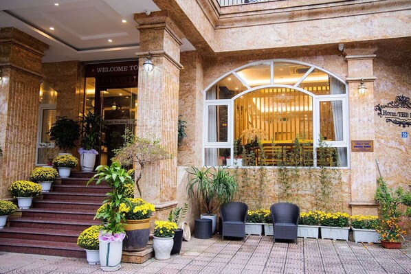 Front of property - Hotel The Hanoi (Hanoi)