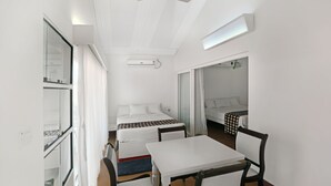 Casa de campo ejecutiva, 1 cama matrimonial, para no fumadores, vista a la montaña | Servicios de la habitación