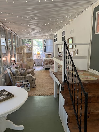 Perfect Getaway On The River Yet Minutes Drive To Magnolia And Waco Attractions