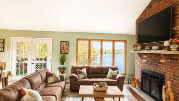 Smart TV, fireplace, video games, DVD player