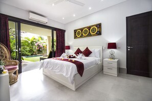 2 bedrooms, iron/ironing board, free WiFi, bed sheets - beautiful cozy villa (Seminyak)