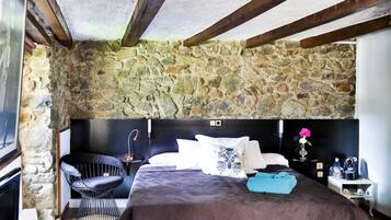 Habitación doble Deluxe, tina | Wifi gratis y ropa de cama