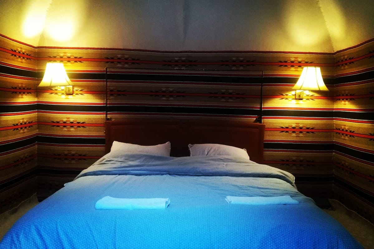 Romantic Tent, 1 King Bed, Non Smoking, Valley View
