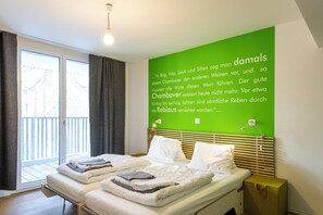Apartment 2 bedrooms, Forest view and balcony (01 Chambaver) | 3 chambres, rideaux occultants, Wi-Fi gratuit