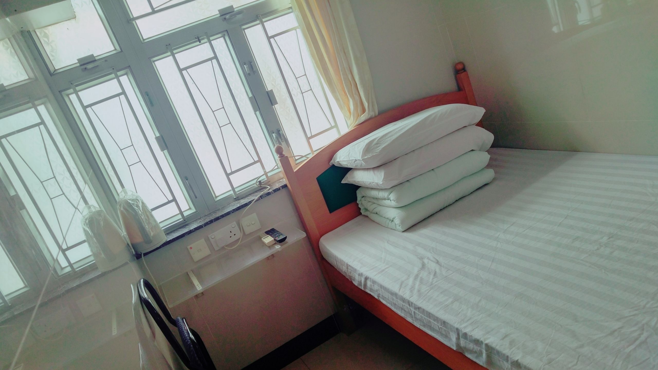 Rideaux occultants, Wi-Fi gratuit, draps fournis