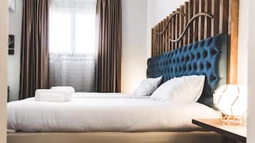 Economy driepersoonskamer | 1 slaapkamer, een kluis op de kamer, een laptopwerkplek