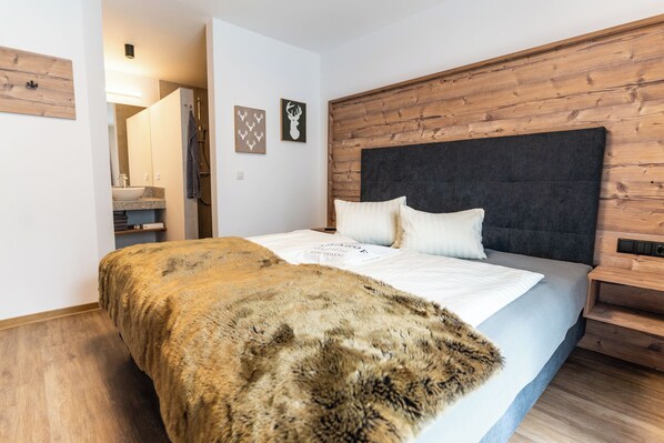 In-room safe, desk, blackout curtains, bed sheets