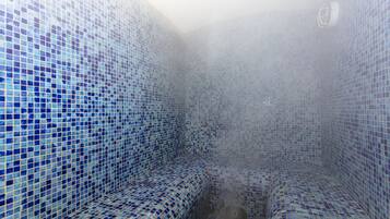 Sauna, steam room, massages