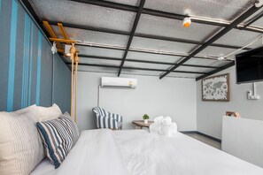 Familjeduplex - flera sängar - havsutsikt | Individuell inredning, mörkläggningsgardiner och extrasängar
