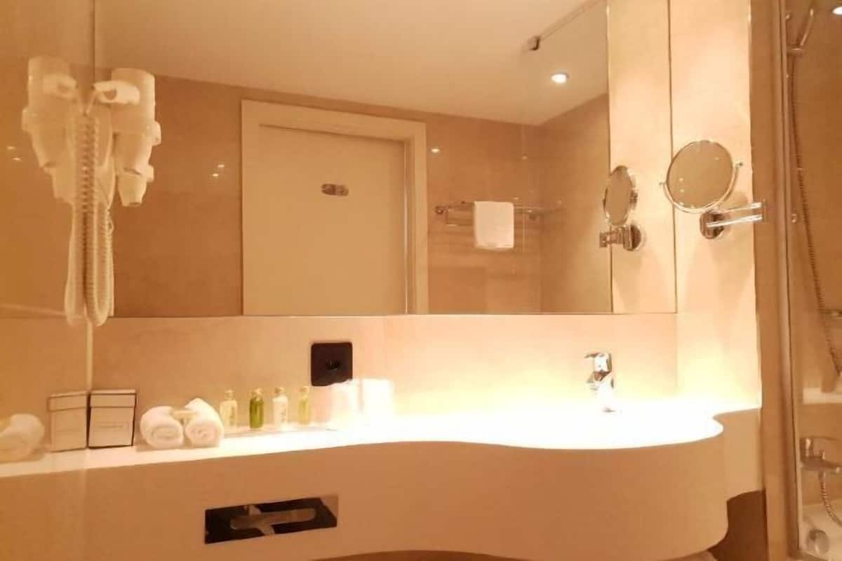 Bagno | Asciugacapelli, pantofole, asciugamani