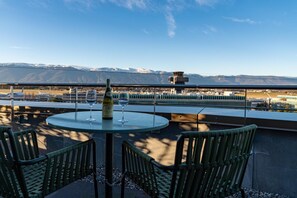 Balcony - Nash Suites Airport Hotel (Meyrin)