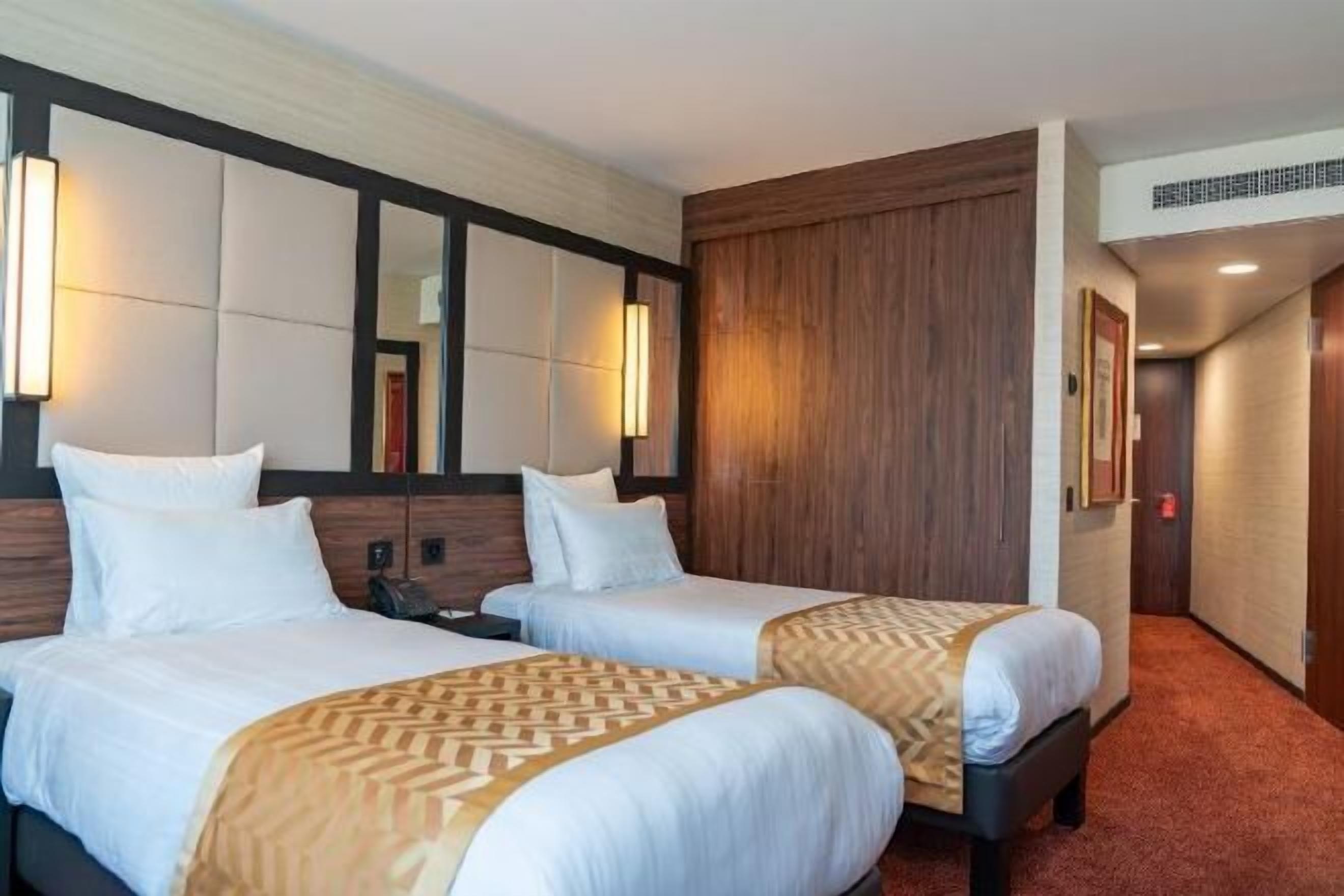 In-room safe, desk, laptop workspace, soundproofing