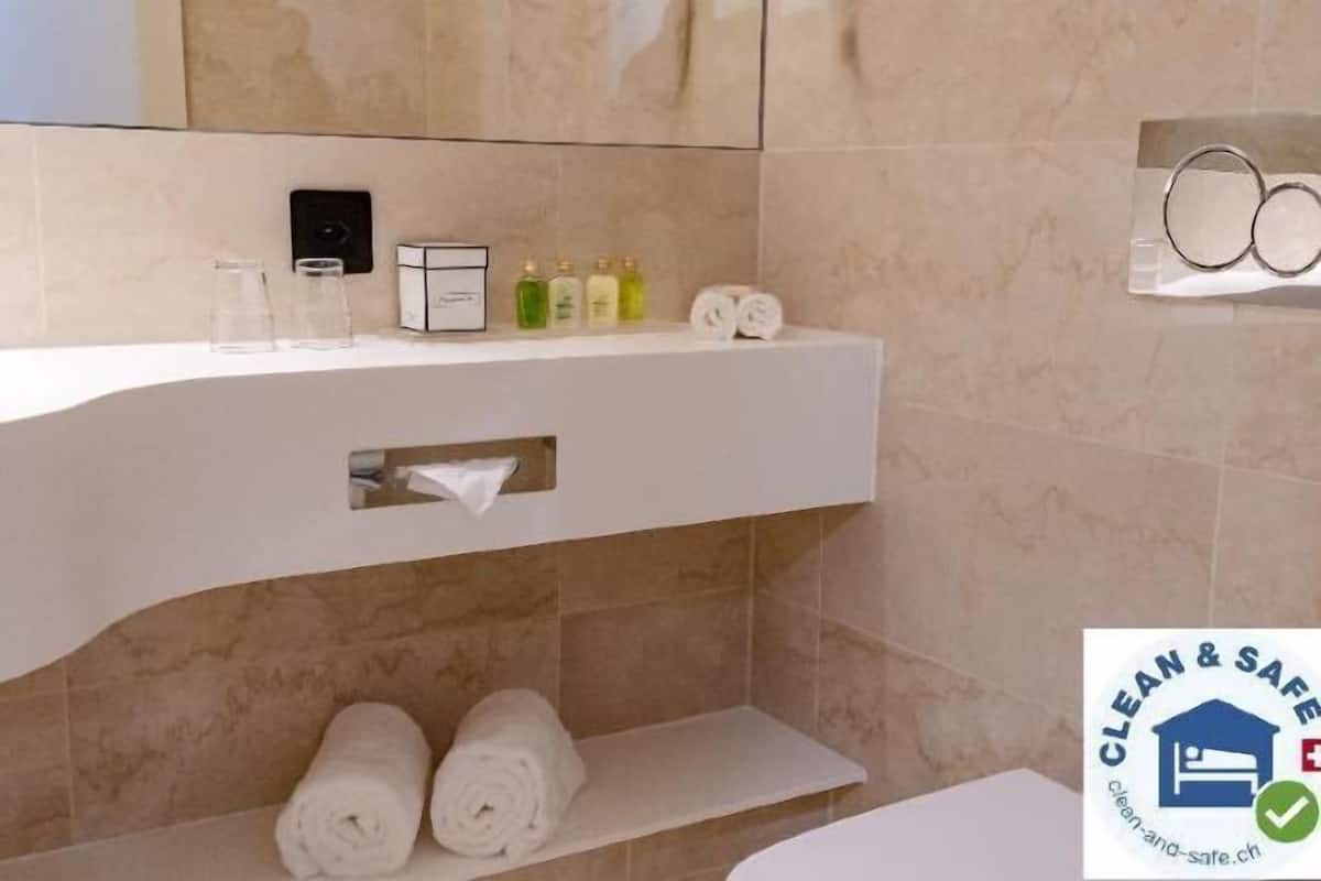 Bagno | Asciugacapelli, pantofole, asciugamani